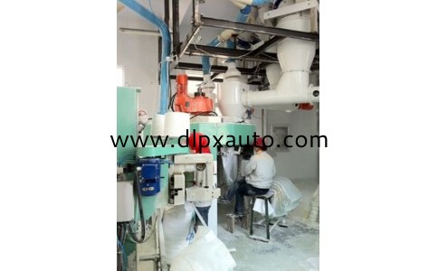 全自動六工位粉料包裝秤